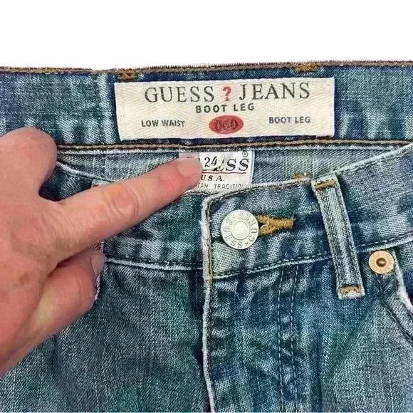 EUC GUESS Jeans Size 24 - Picture 3 of 5